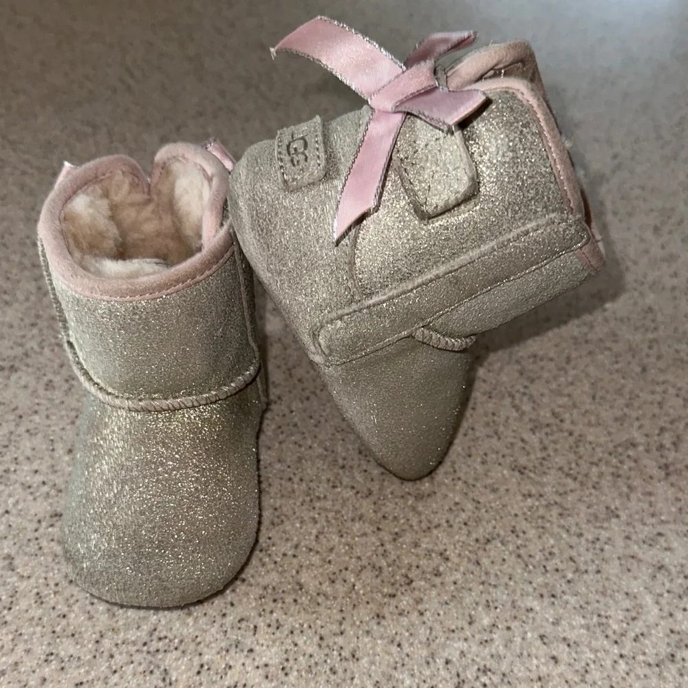 UGG Boots with Pink Bows and Gray Suede with Silver Sparkles size 2/3